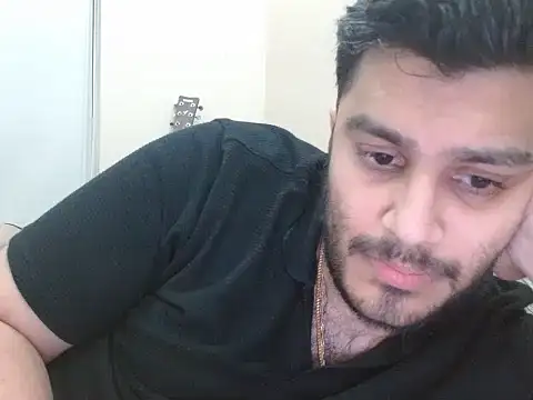 robintoit online show from May 5, 2026, 8:23 pm