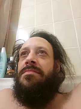 high andlow420 online show from March 3, 2025, 1:07 am