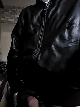 mysticfalls37 online show from December 15, 2025, 1:17 pm