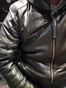 mysticfalls37 online show from October 26, 2025, 8:53 pm