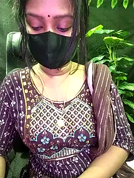 Snapshot of Idhika_Paul chatting on November 23, 2025, 7:57 pm Idhika Paul online show from November 23, 2025, 7:57 pm