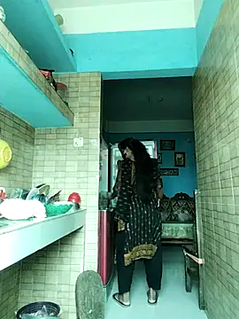 Snapshot of Idhika_Paul chatting on February 15, 2026, 7:51 am Idhika Paul online show from February 15, 2026, 7:51 am