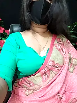 Snapshot of Idhika_Paul chatting on October 9, 2025, 12:22 am Idhika Paul online show from October 9, 2025, 12:22 am