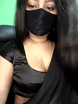 Snapshot of Idhika_Paul chatting on March 9, 2026, 9:24 am Idhika Paul online show from March 9, 2026, 9:24 am