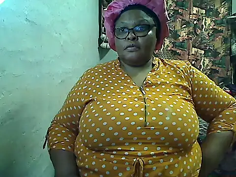 HOTSUGARX5 online show from November 11, 2025, 2:45 pm