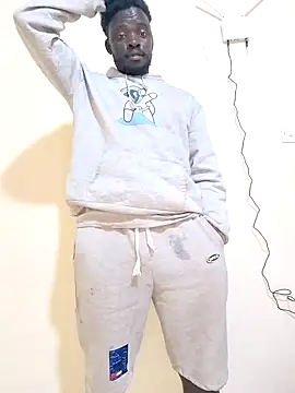 MaskedGQ online show from October 10, 2025, 9:48 pm