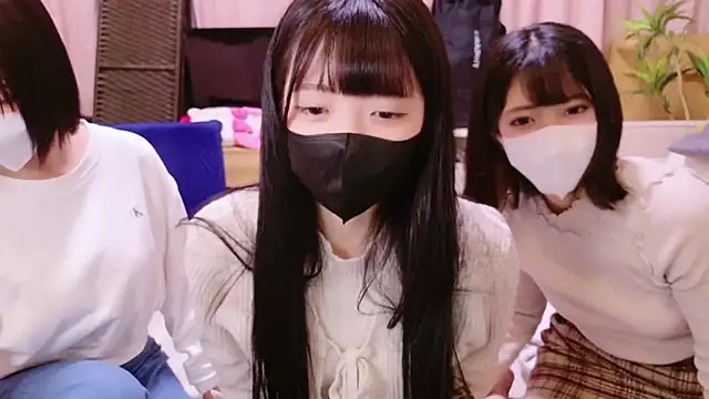 Snapshot of irohani_usagi chatting on October 27, 2025, 11:11 am irohani usagi online show from October 27, 2025, 11:11 am