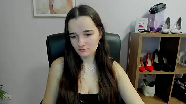 KateDelight online show from February 1, 2026, 8:12 am