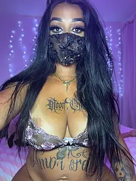 Snapshot of kamila_french chatting on July 24, 2026, 10:39 pm kamila french online show from July 24, 2026, 10:39 pm