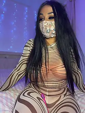 Snapshot of kamila_french chatting on July 22, 2026, 11:07 pm kamila french online show from July 22, 2026, 11:07 pm