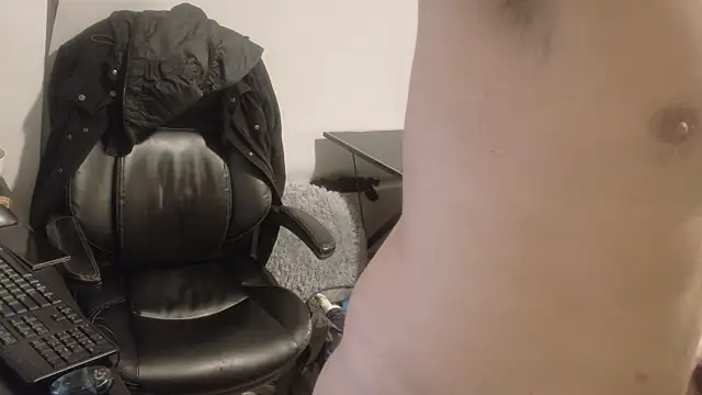 Armyexhibitionistvet online show from December 22, 2025, 8:03 am