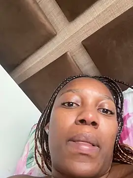 Snapshot of THEBUTTERNUT chatting on October 30, 2025, 5:06 am THEBUTTERNUT online show from October 30, 2025, 5:06 am