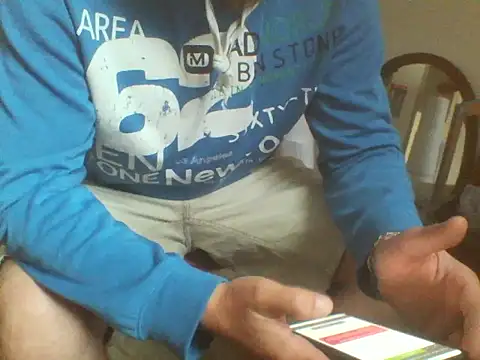 prcalek19 online show from October 15, 2025, 3:20 pm