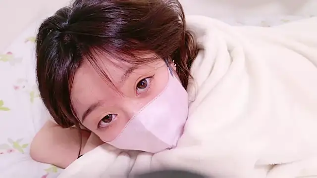 Snapshot of ayu_yu_xo chatting on March 12, 2025, 5:07 pm ayu yu xo online show from March 12, 2025, 5:07 pm