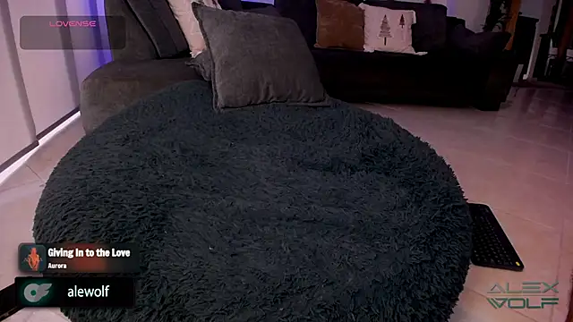 Snapshot of alex_wolf_ chatting on December 28, 2024, 3:59 pm alex wolf  online show from December 28, 2024, 3:59 pm