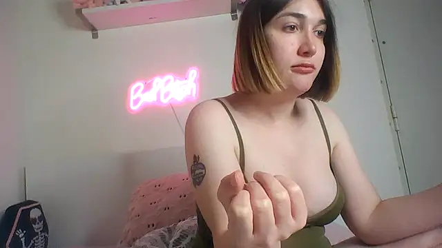 Snapshot of Icy__Diamond chatting on April 10, 2026, 8:16 pm Icy Diamond online show from April 10, 2026, 8:16 pm