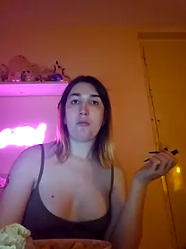 Snapshot of Icy__Diamond chatting on January 15, 2026, 8:45 pm Icy Diamond online show from January 15, 2026, 8:45 pm