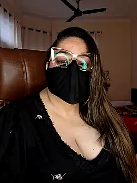 SEXY-Sardarni online show from January 4, 2025, 9:54 am