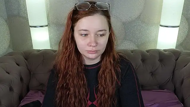 Snapshot of carolina_elf chatting on February 19, 2025, 10:12 am carolina elf online show from February 19, 2025, 10:12 am