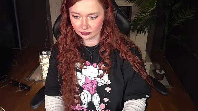 Snapshot of carolina_elf chatting on February 8, 2025, 8:31 am carolina elf online show from February 8, 2025, 8:31 am