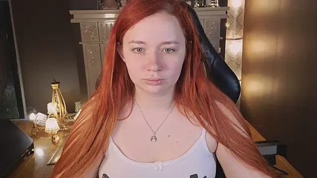 Snapshot of carolina_elf chatting on May 31, 2026, 5:46 am carolina elf online show from May 31, 2026, 5:46 am