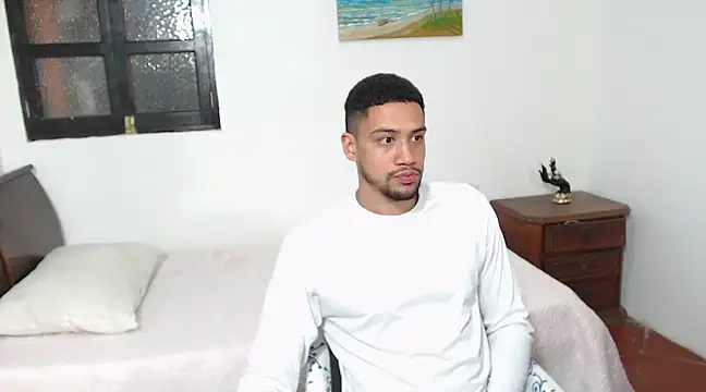 Snapshot of Jhors__Collens chatting on March 7, 2025, 4:35 am Jhors Collens online show from March 7, 2025, 4:35 am