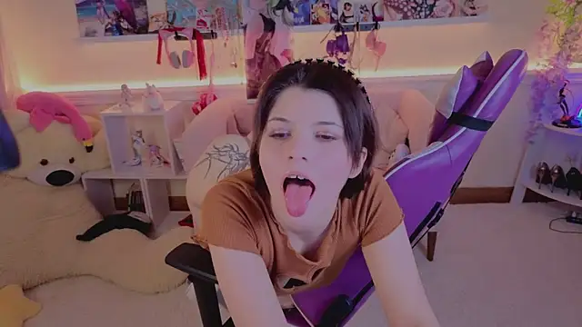 Katya Zaitseva online show from January 17, 2026, 1:37 pm