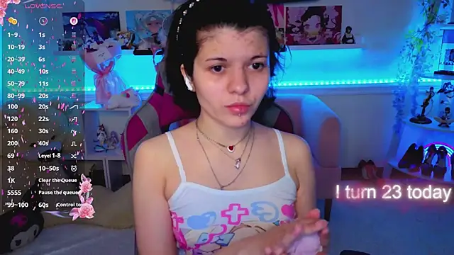 Snapshot of Katya_Zaitseva chatting on May 17, 2026, 12:16 pm Katya Zaitseva online show from May 17, 2026, 12:16 pm