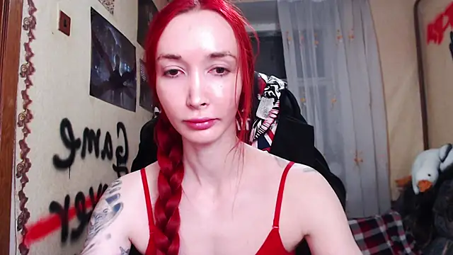 Roxy Silver online show from April 23, 2026, 8:32 pm