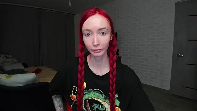 Roxy Silver online show from February 10, 2026, 10:09 pm