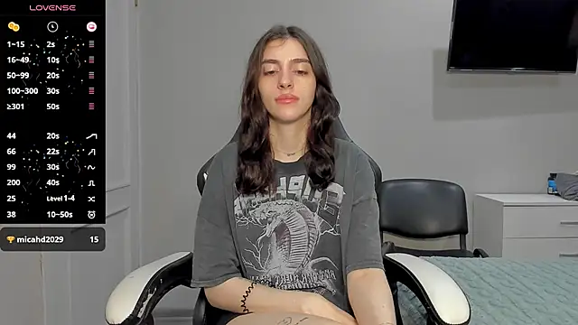 Snapshot of broosnica1 chatting on October 29, 2025, 7:40 am broosnica1 online show from October 29, 2025, 7:40 am