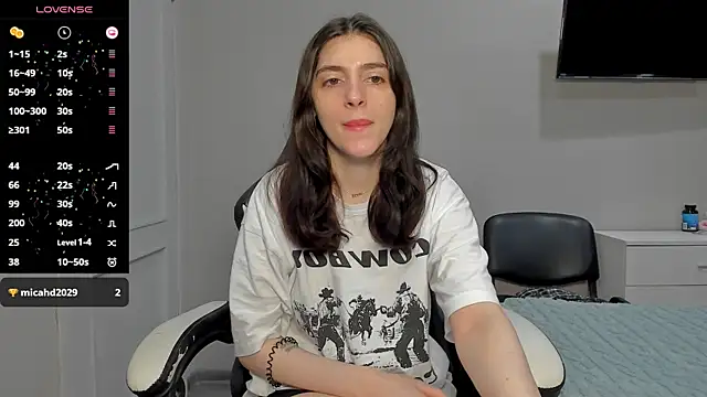 Snapshot of broosnica1 chatting on November 1, 2025, 7:46 am broosnica1 online show from November 1, 2025, 7:46 am