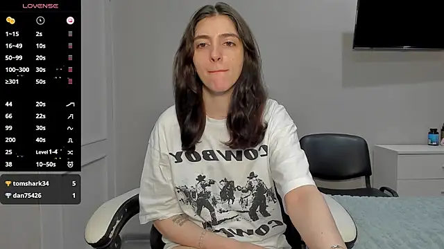 broosnica1 online show from October 23, 2025, 7:29 am