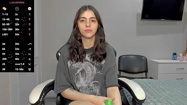 Snapshot of broosnica1 chatting on October 28, 2025, 9:19 am broosnica1 online show from October 28, 2025, 9:19 am