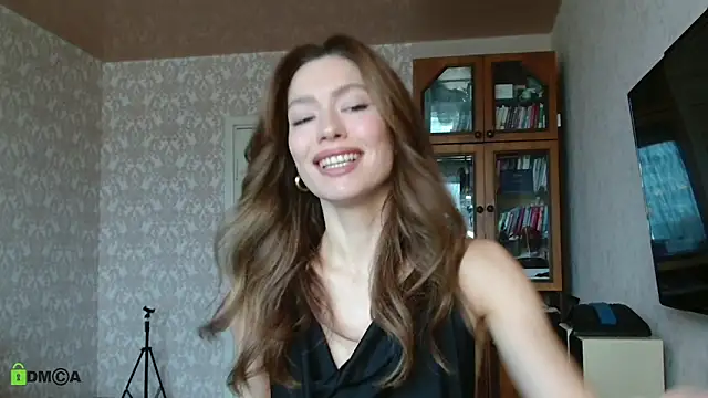 alicia spicy online show from September 26, 2025, 3:57 am