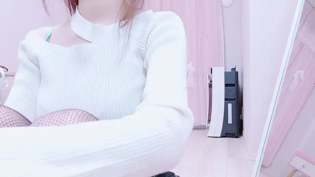 Snapshot of Ryo-sama chatting on October 29, 2025, 12:15 pm Ryo-sama online show from October 29, 2025, 12:15 pm