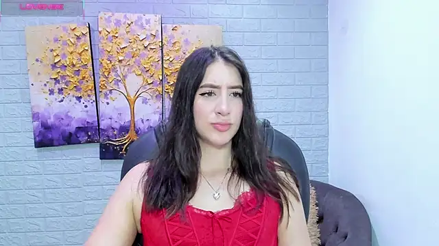 Snapshot of _AlejaCruz_ chatting on November 3, 2025, 5:38 pm AlejaCruz online show from November 3, 2025, 5:38 pm