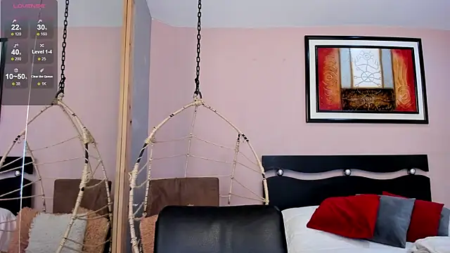 Snapshot of _AlejaCruz_ chatting on November 21, 2025, 7:24 pm AlejaCruz online show from November 21, 2025, 7:24 pm