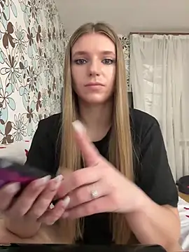 Snapshot of adel_secret chatting on February 27, 2026, 9:03 pm adel secret online show from February 27, 2026, 9:03 pm