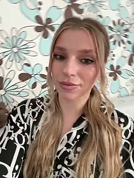 adel secret online show from April 25, 2026, 11:35 am