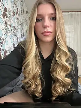 Snapshot of adel_secret chatting on March 18, 2026, 9:04 pm adel secret online show from March 18, 2026, 9:04 pm