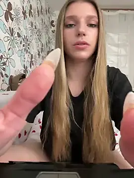 Snapshot of adel_secret chatting on March 10, 2026, 7:40 pm adel secret online show from March 10, 2026, 7:40 pm