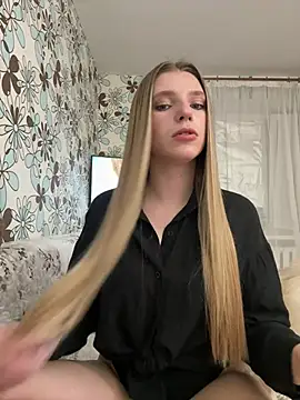 Snapshot of adel_secret chatting on February 12, 2026, 9:25 pm adel secret online show from February 12, 2026, 9:25 pm