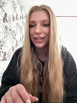 adel secret online show from April 26, 2026, 12:24 pm
