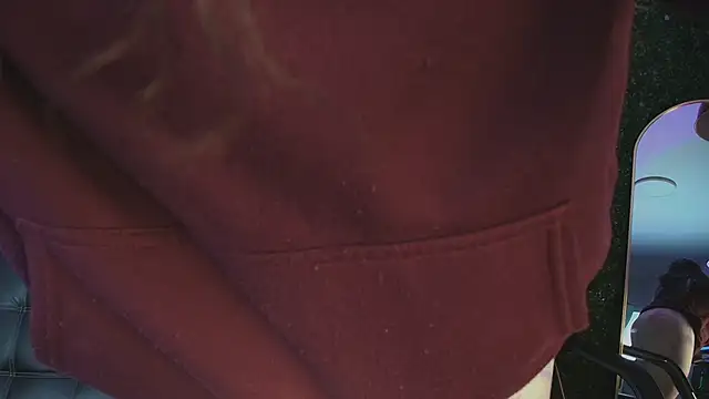 Charlotte  Brown  online show from October 8, 2025, 1:45 pm