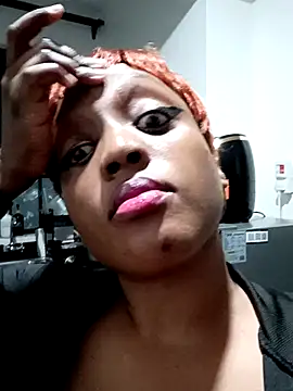 Busty Bambi online show from May 6, 2026, 7:18 pm