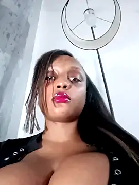 Snapshot of Busty_Bambi chatting on June 13, 2026, 12:19 am Busty Bambi online show from June 13, 2026, 12:19 am
