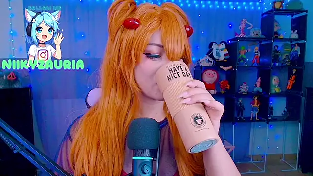 Snapshot of _niiky chatting on November 12, 2025, 11:14 am niiky online show from November 12, 2025, 11:14 am