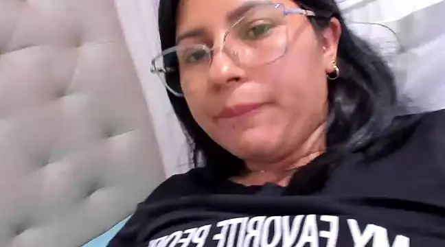 Snapshot of Latin_Rachell3 chatting on January 29, 2025, 1:05 am Latin Rachell3 online show from January 29, 2025, 1:05 am