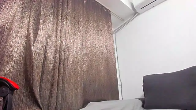 Snapshot of EmmaStward chatting on March 16, 2026, 7:05 pm EmmaStward online show from March 16, 2026, 7:05 pm